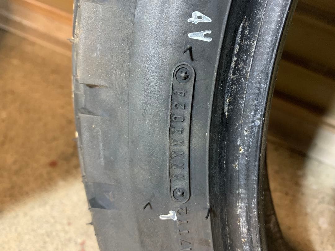 ダンロップ TT100 GP 4.00-18