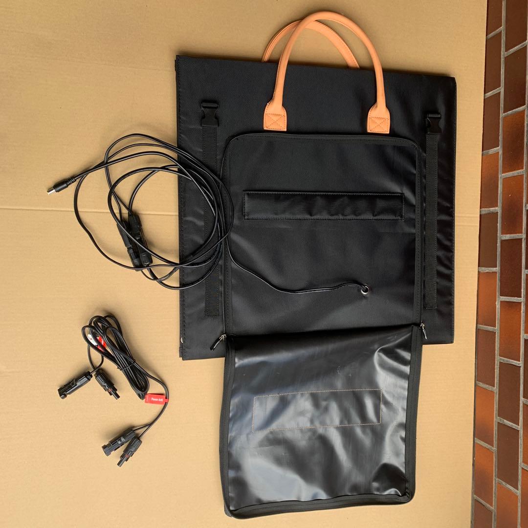 PowerArQ Solar Panel ソーラーパネル　三つ折りタイプのパネル