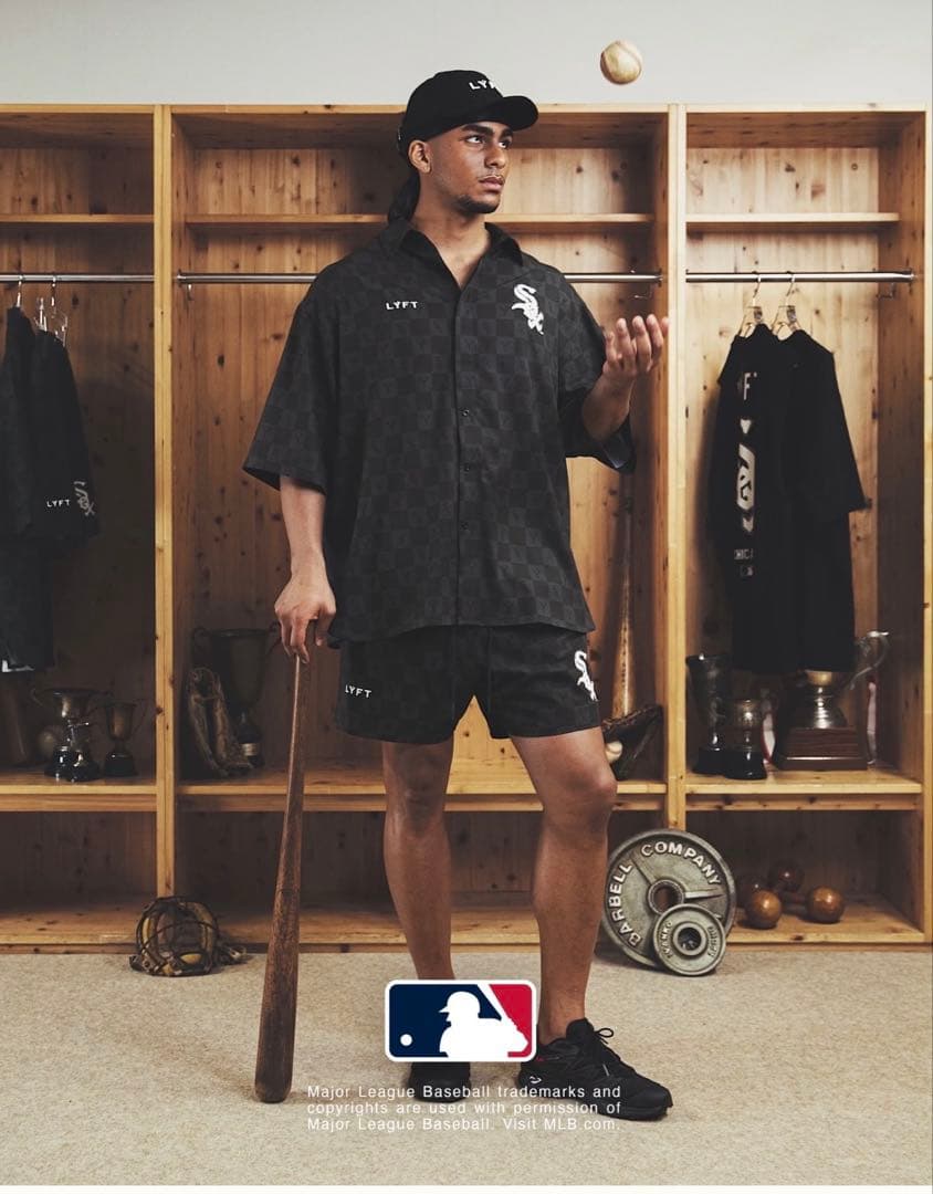 LÝFT × MLB メジャーリーグ　シャツL サイズ　限定コラボ　新品　リフト