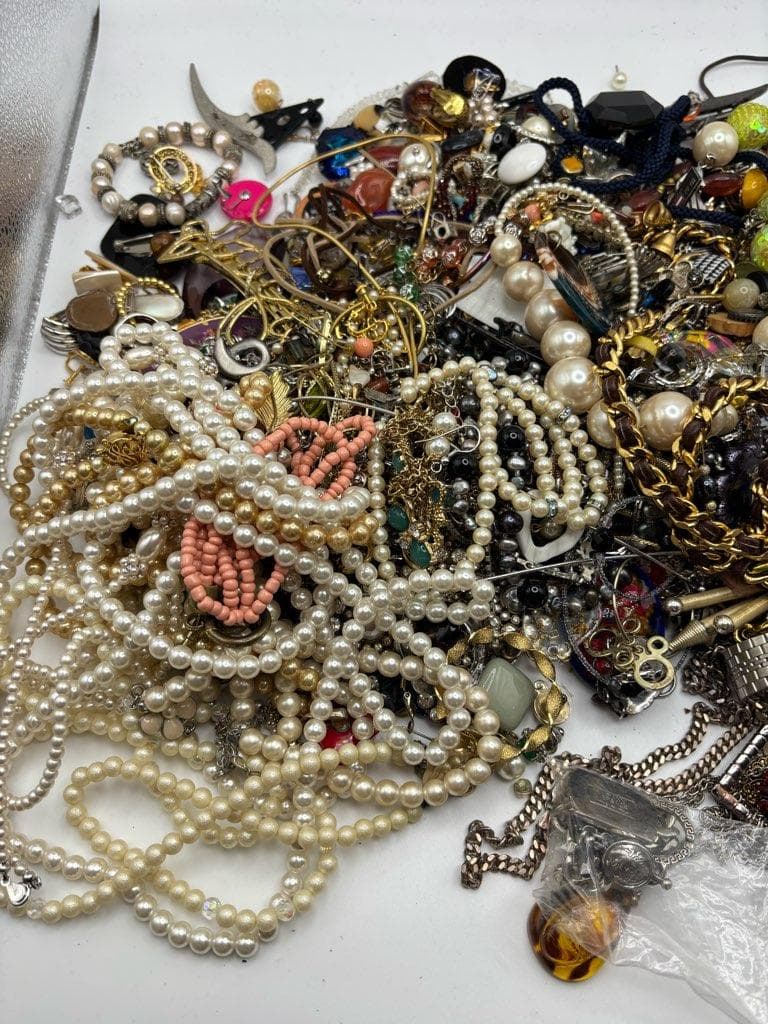 5kg イミテーション　まとめ　アクセサリー　メッキ　パール　お宝　⑤　遺品