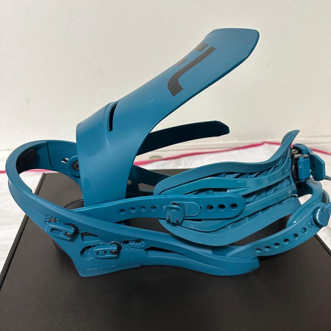 く*ろ様 使用3回 23-24 FLUX DS Mサイズ 25〜28cm 送料込