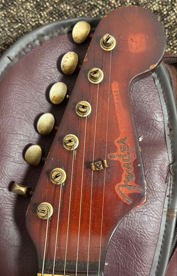 ギター Fender Stratocaster USA VINTAGE