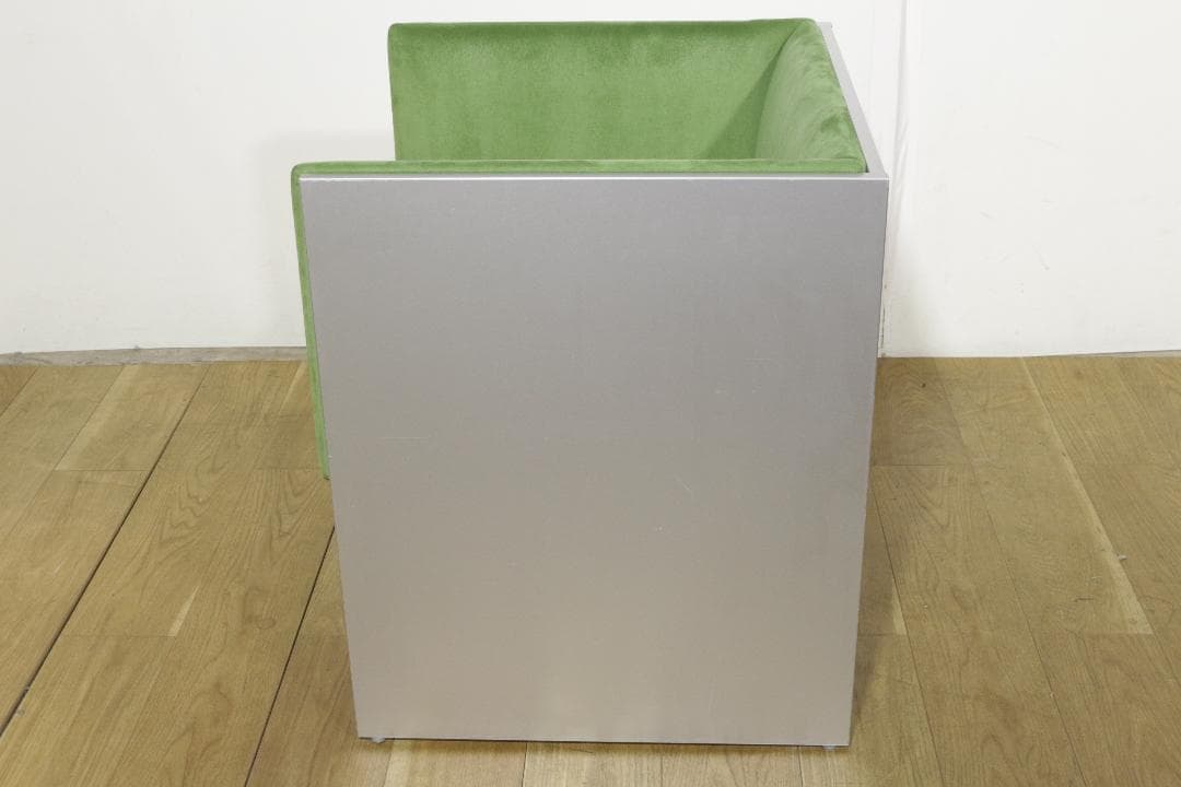 y*u様 Cassinaカッシーナ★スリムソファ★1人掛け★エアーフレーム★２４