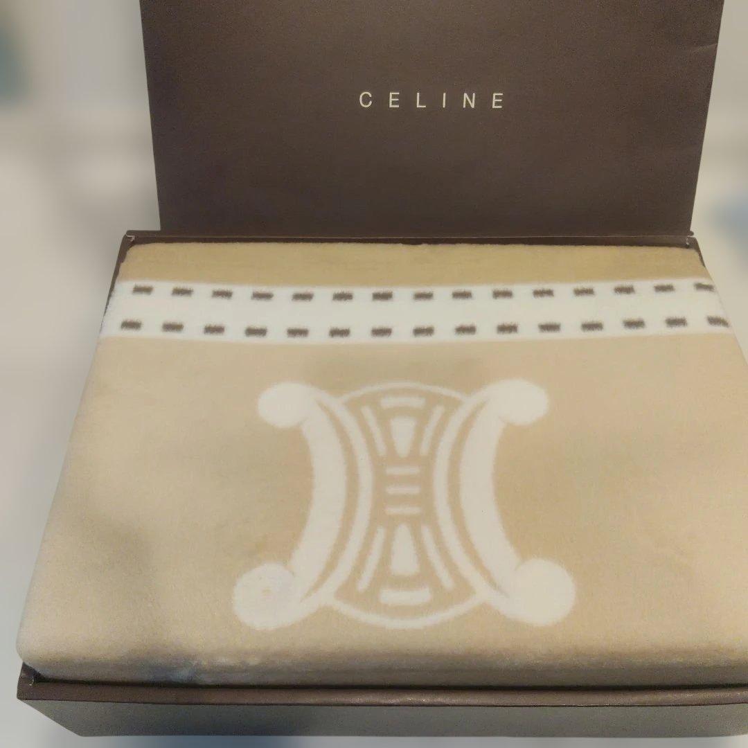 新品未使用　CELINE　BIGマカダム柄ロゴ　　綿毛布