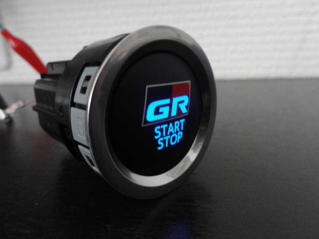 新車外し☆GRスポーツ エンジンプッシュスタートスイッチ60 プリウス 7P