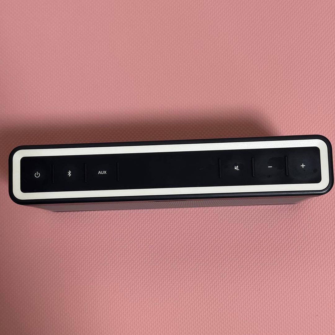 Bose SoundLink speaker III（本体＋純正ACアダプタ）