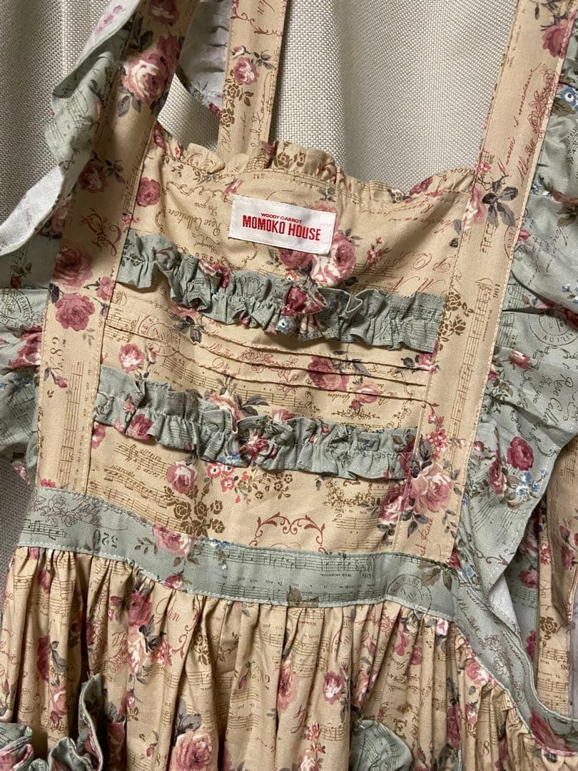 モモコハウス　エプロン