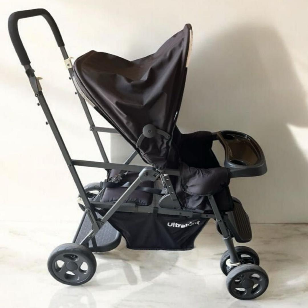 Joovy Caboose Ultraglight 2人乗ベビーカー　ジュービー
