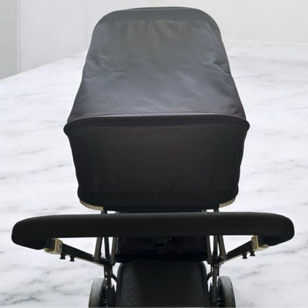 Joovy Caboose Ultraglight 2人乗ベビーカー　ジュービー