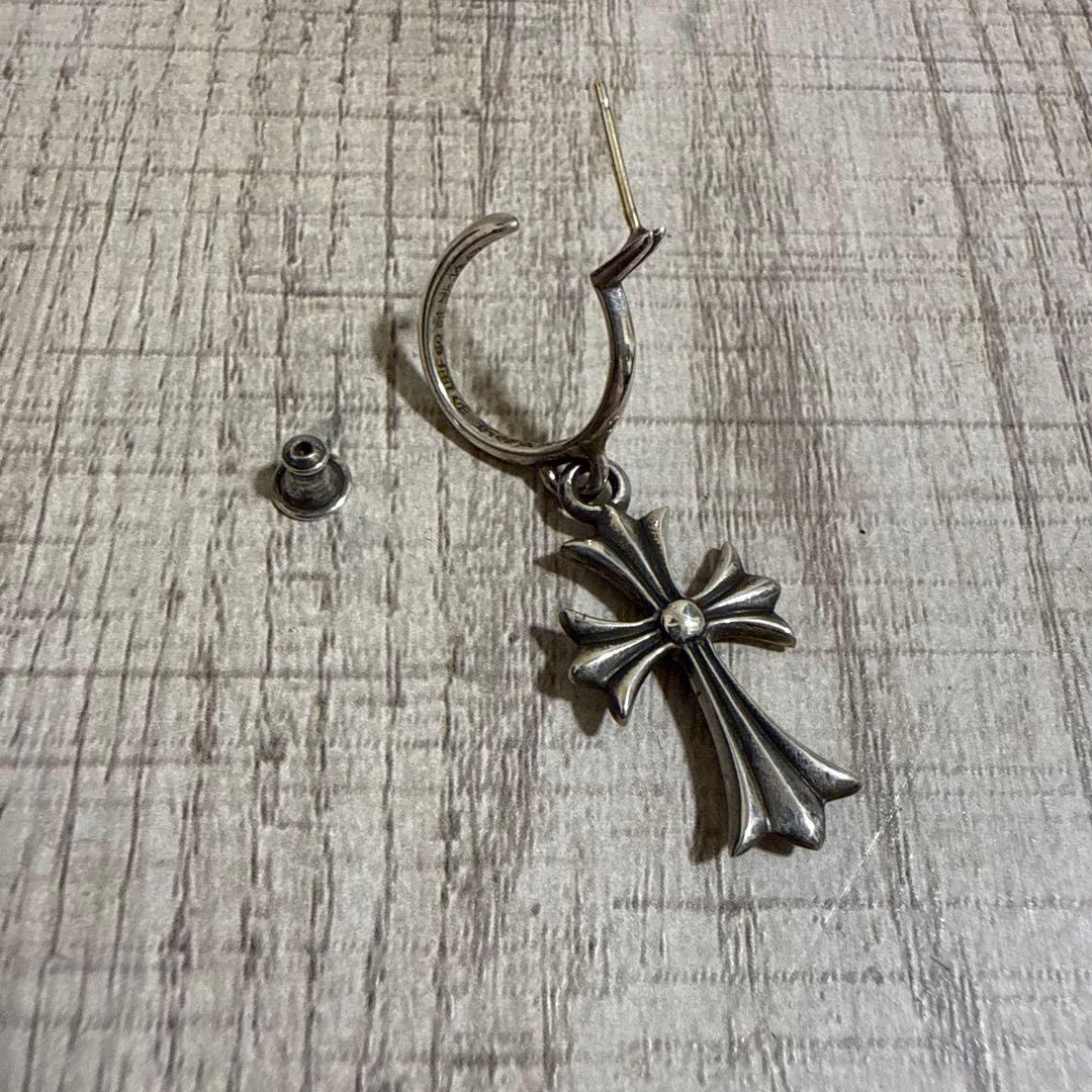 クロムハーツ タイニーCHフープピアス