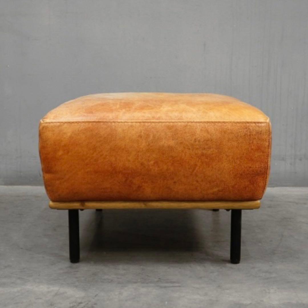 unicoウニコ SUABIスアビ2人掛けソファ+オットマン ヘッドレスト付き