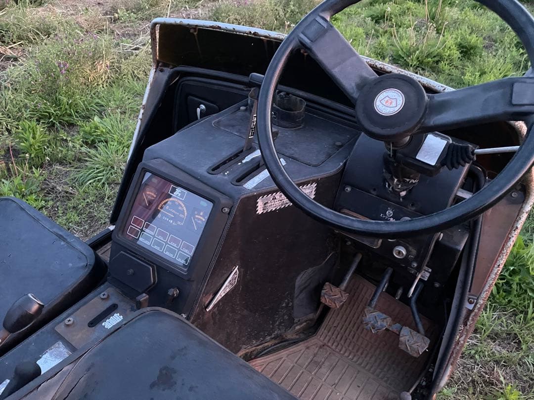 【茨城】　希少 トラクター　2人乗り　18馬力　実働　オルタネーター新品