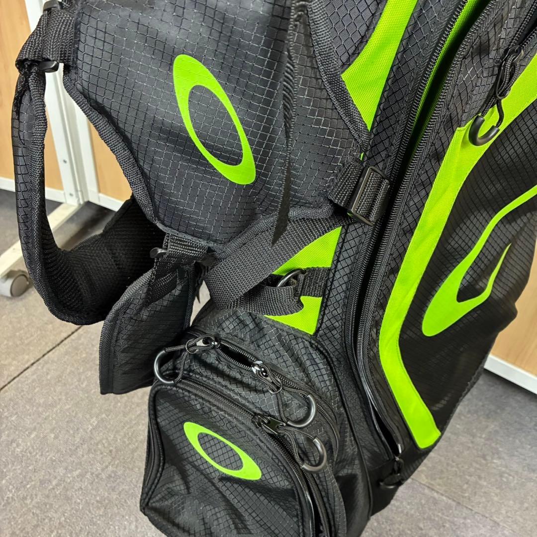 OAKLEYオークリー　スタンド付キャディバッグ　ゴルフバッグ　キャディバッグ