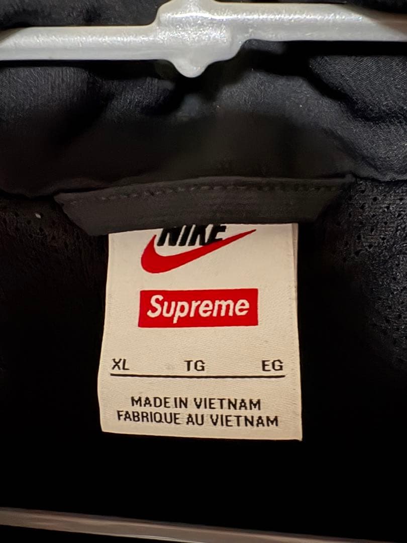 Supreme × NIKE トラックジャケット