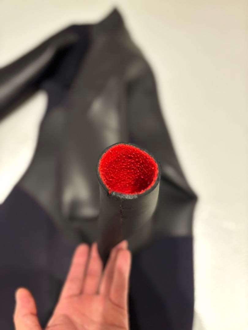 SALTCREEK POINT model ウェットスーツ