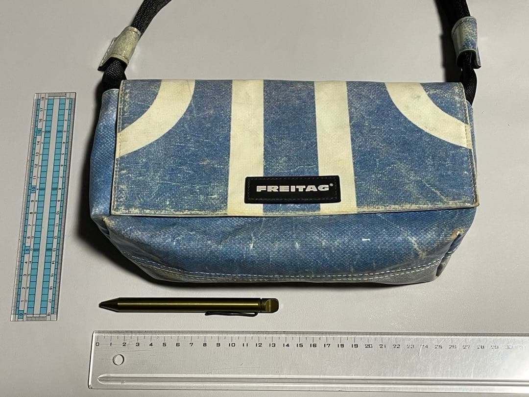 絶版・Laura・FREITAG ブルー系統の希少模様