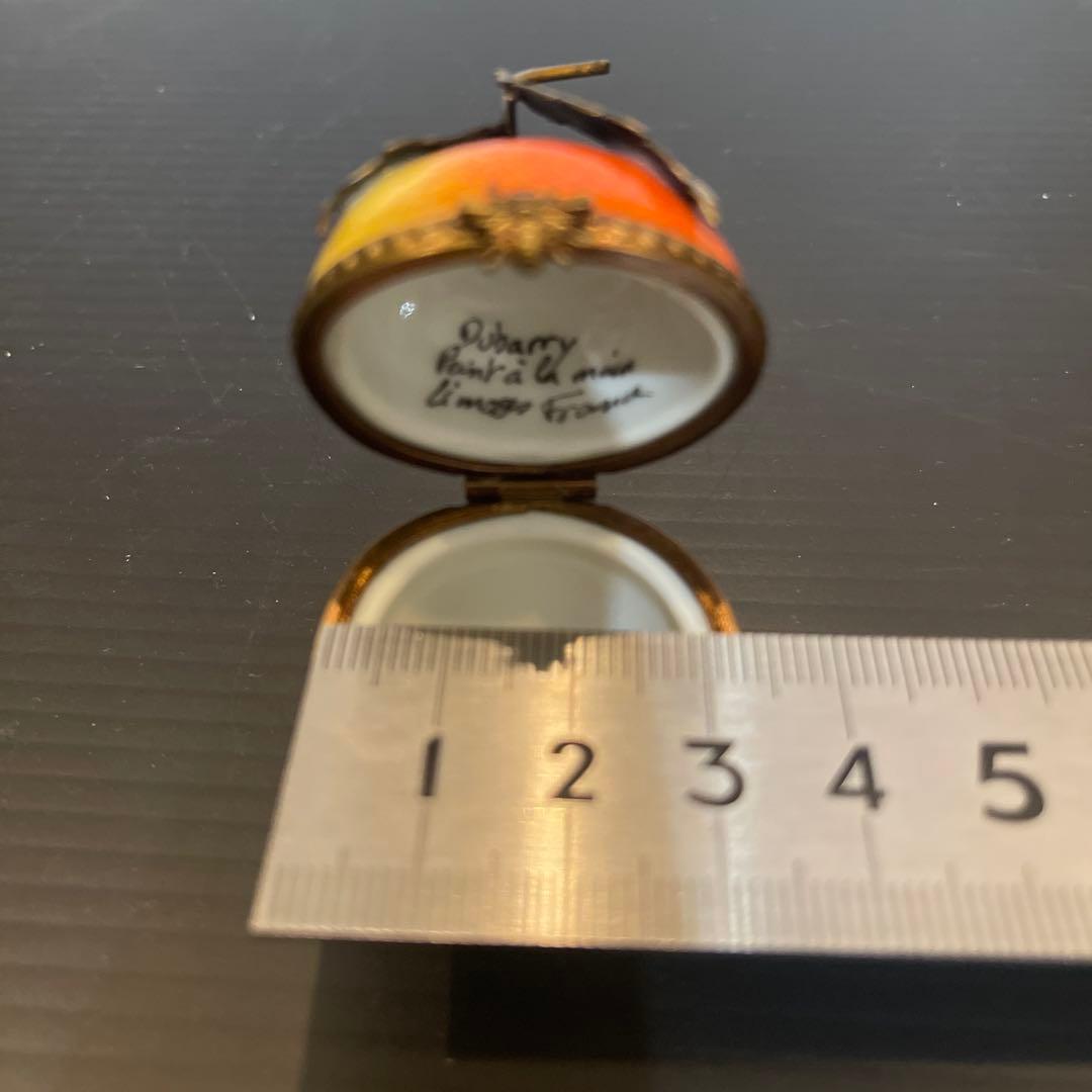 フランス　リモージュ　ピルケース 手描きDubarry ヴィンテー