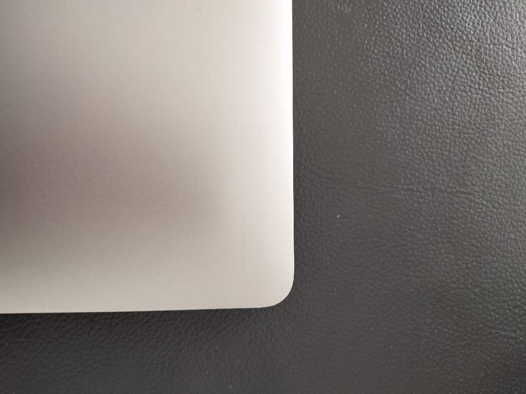 【美品】MacBook Pro （16インチ Core i7 1TB 32GB）
