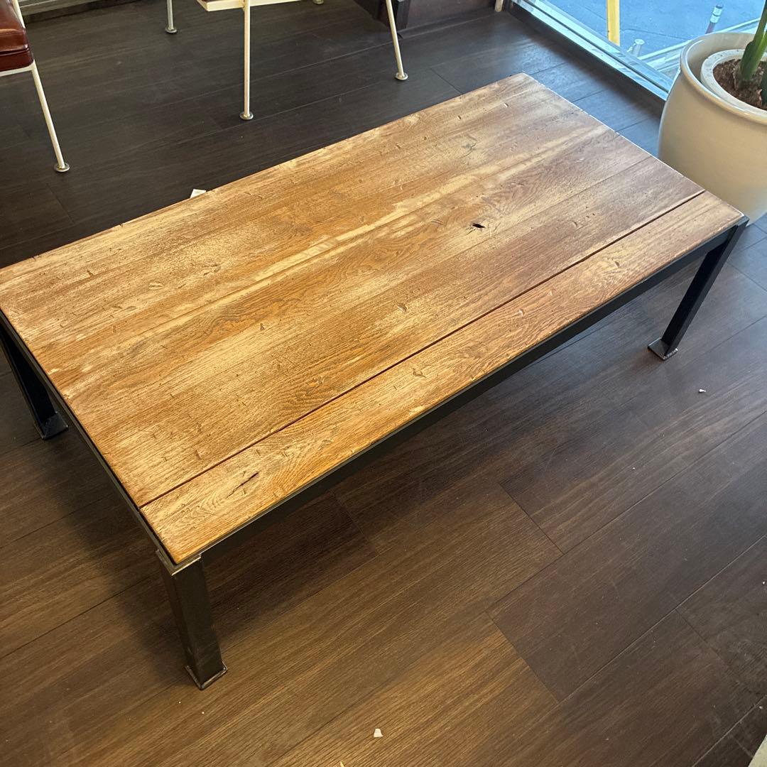 シンプルな木製センターテーブル 今月末に取り下げになります、最終価格
