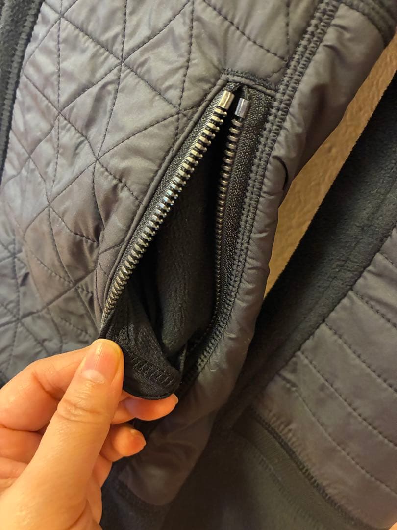 lululemonフルジップジャケット