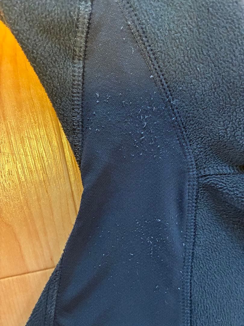 lululemonフルジップジャケット