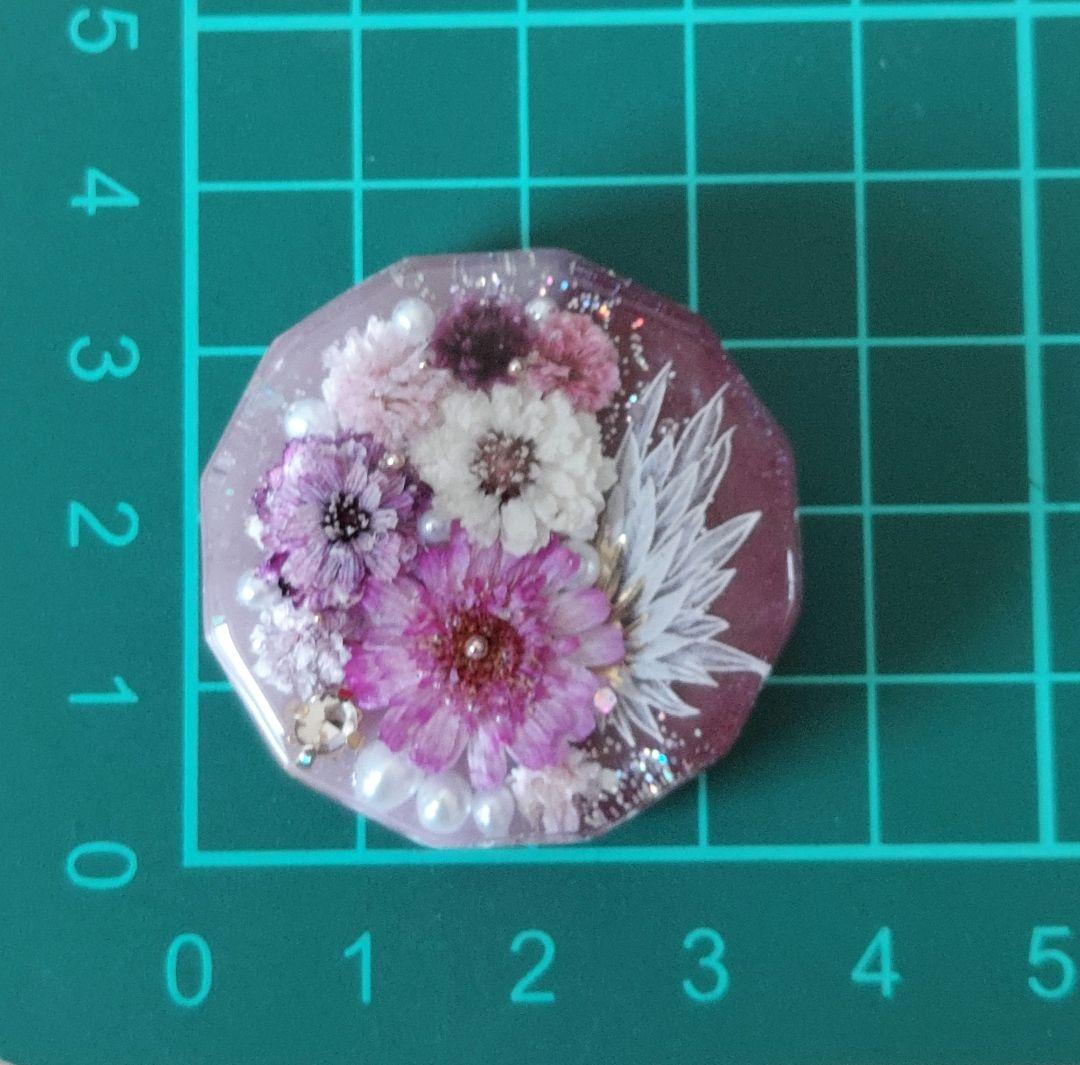 【1652】レジン　マトリカリア　ヘアゴム　ポニーフック　ブロ―チ　ハンドメイド