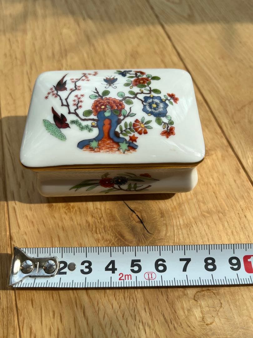 マイセン　ボンボニエール陶磁器 花と鳥の絵柄 小物入れ　ヴィンテージ