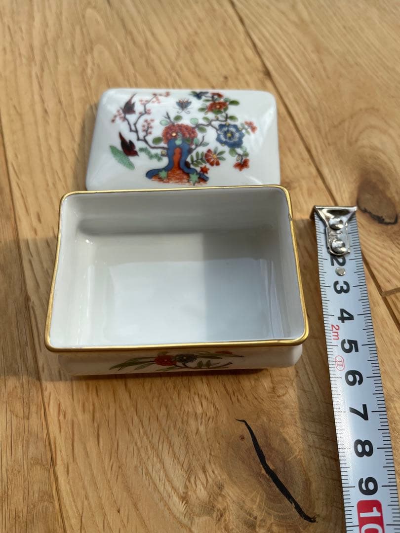 マイセン　ボンボニエール陶磁器 花と鳥の絵柄 小物入れ　ヴィンテージ