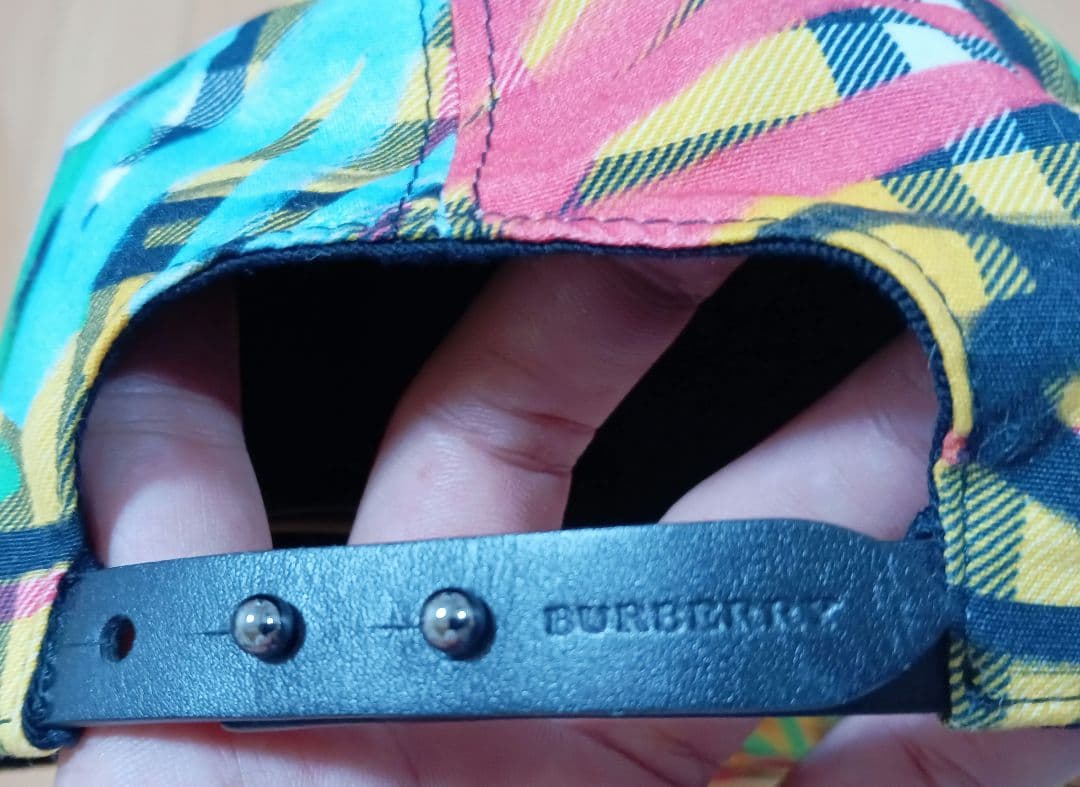 BURBERRY　バーバリー　キャップ　美品