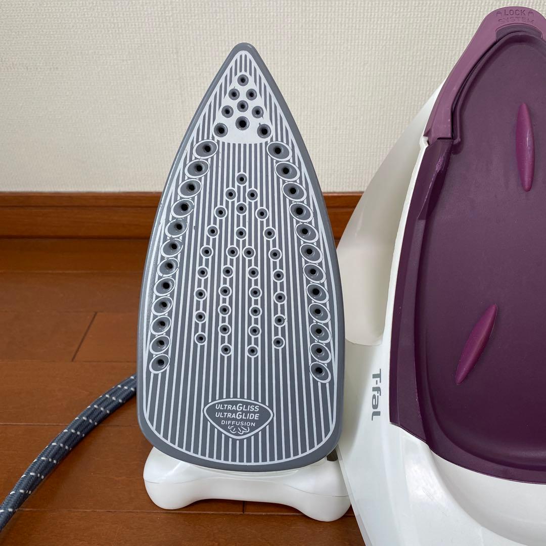 T-fal ティファール イージープレシング　スチームアイロンGV5240 J3