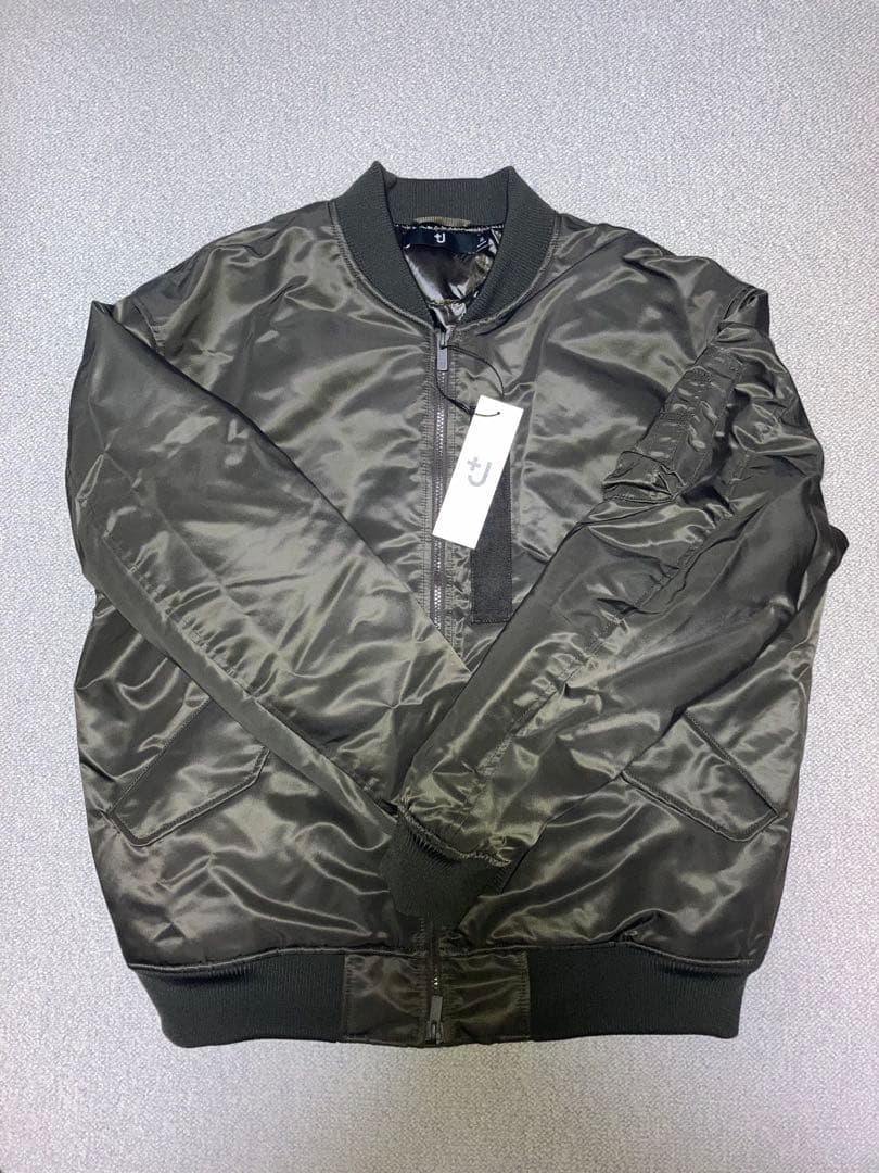 【新品】ユニクロ +J ハイブリッドダウンオーバーサイズ MA-1 グレー XL