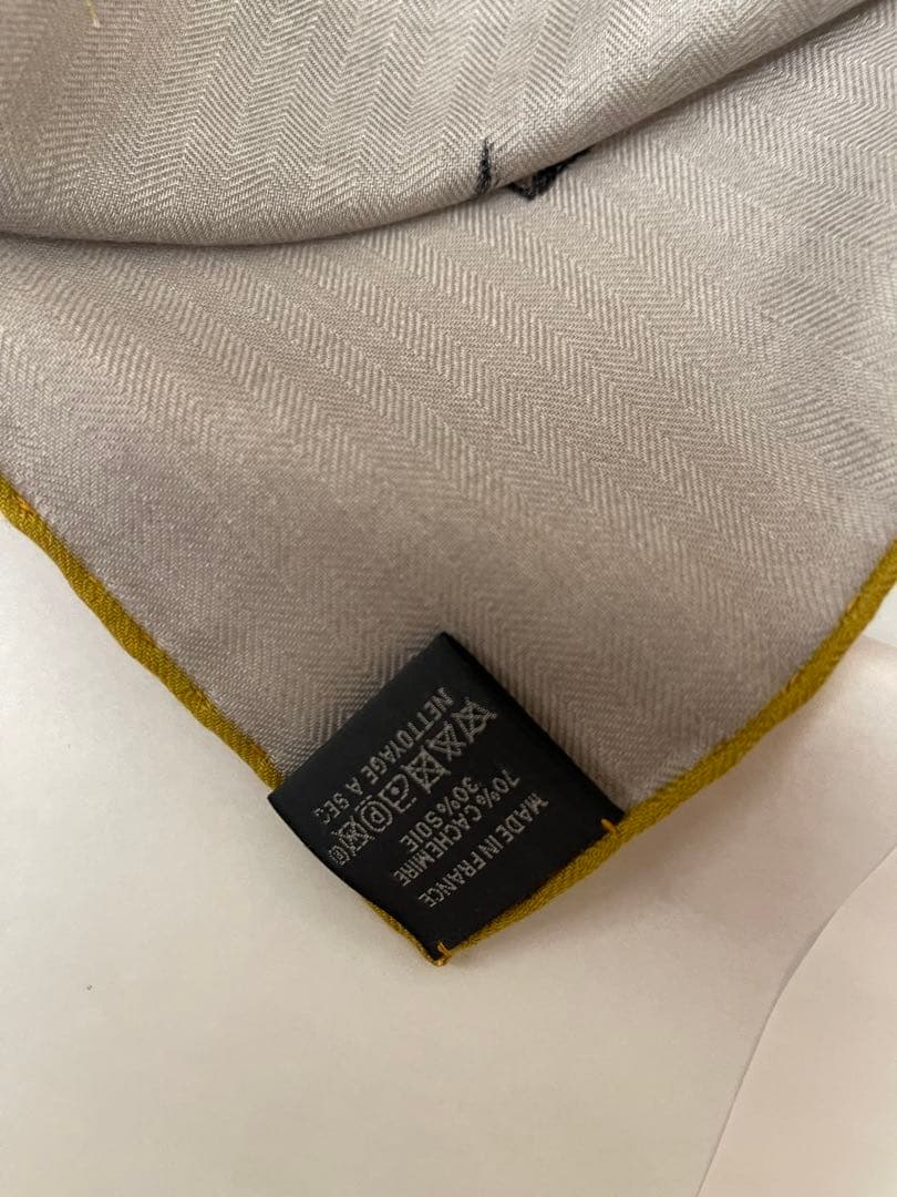 『新品』Hermès カレジアン（パドック） ストール❣️グレー色２０２５ＡＷ