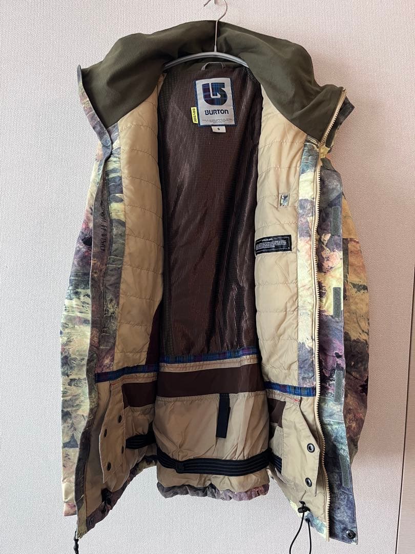 BURTON 中綿スノーボードジャケット