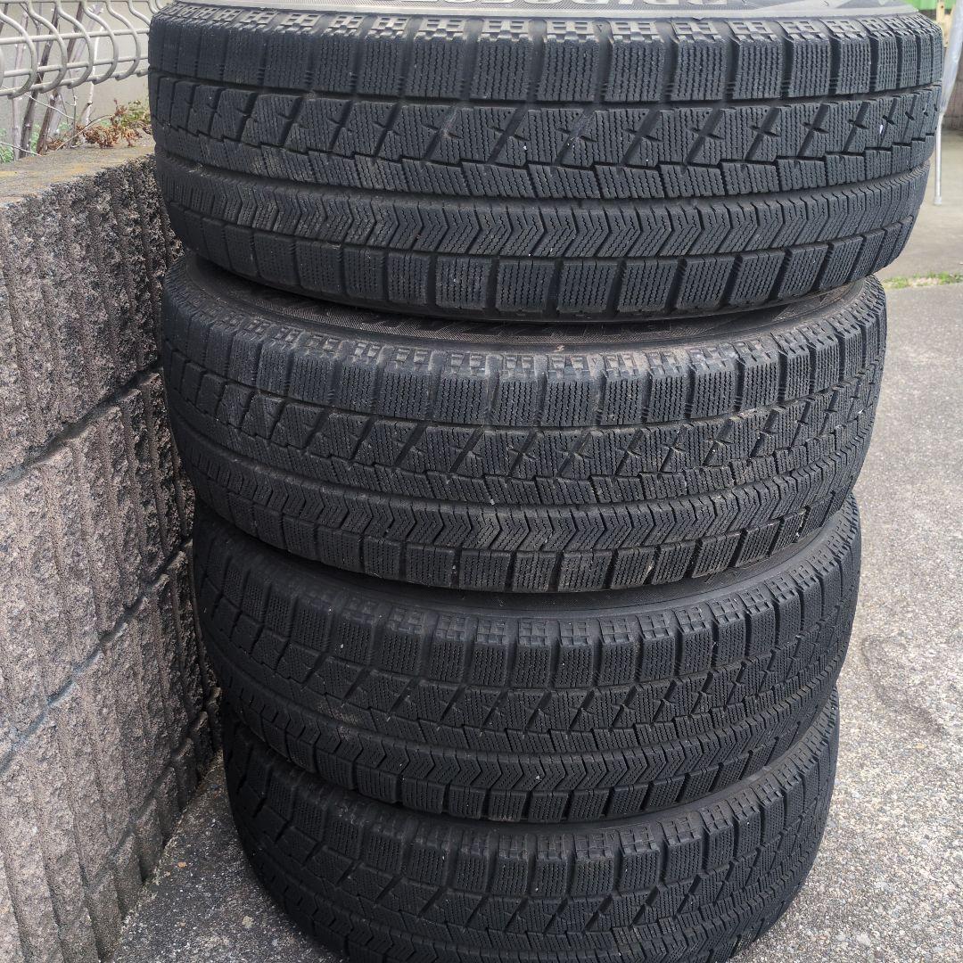 【送料込み】スタッドレスタイヤ　195/65R15 BLIZZAK　VRX