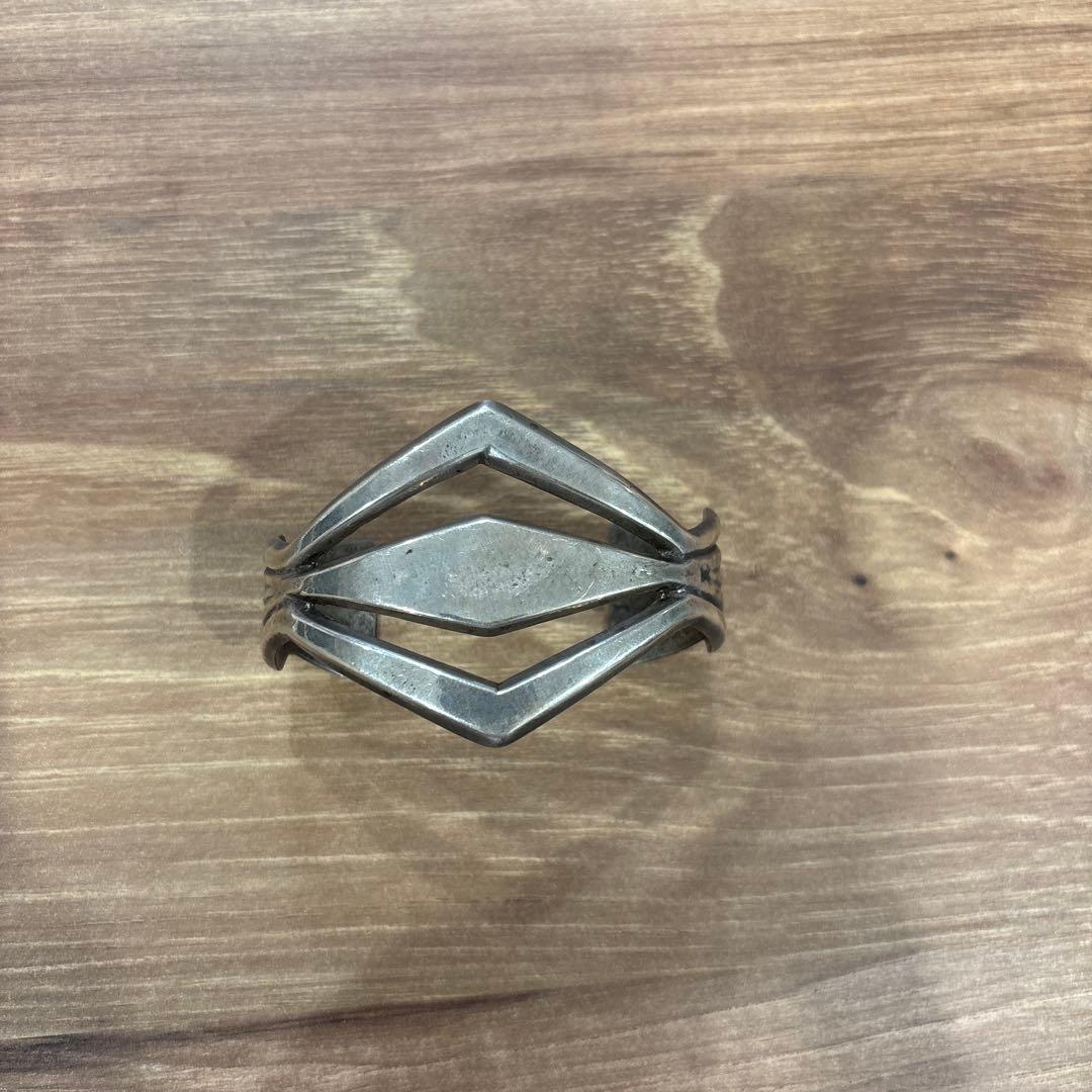 ナバホ族 ヴィンテージ バングル ブレスレット