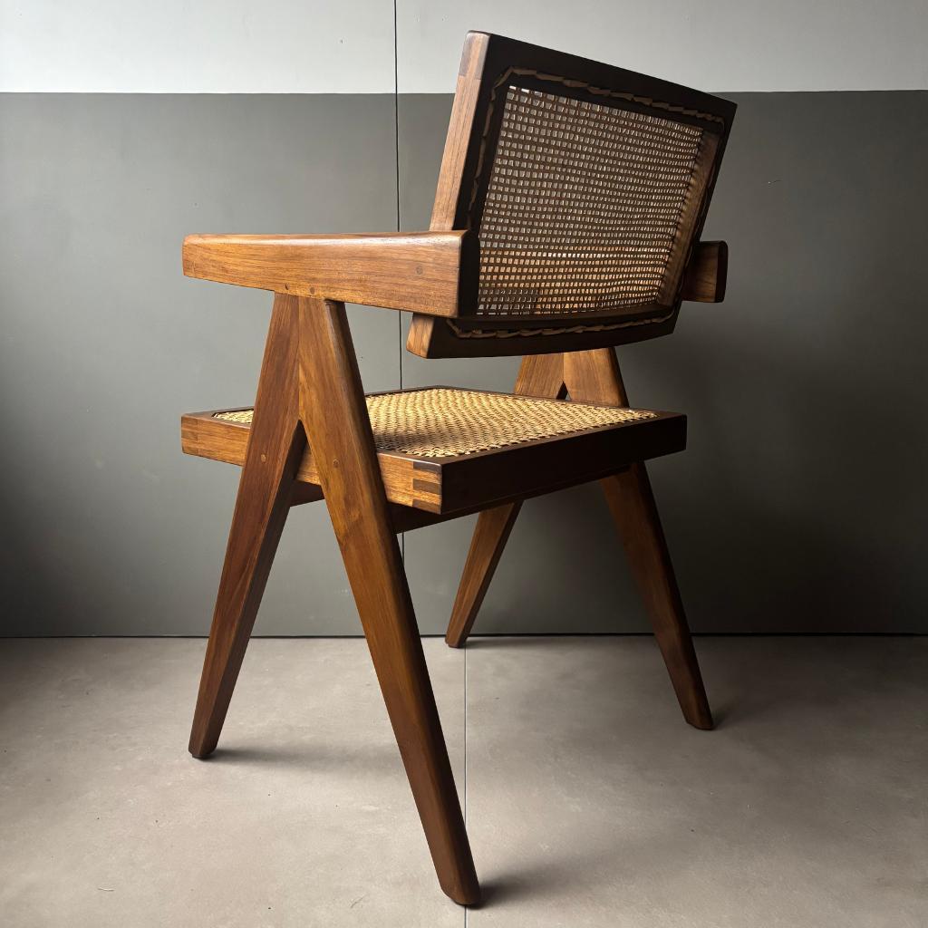 Vレッグオフィスチェア PH28 ピエール・ジャンヌレ