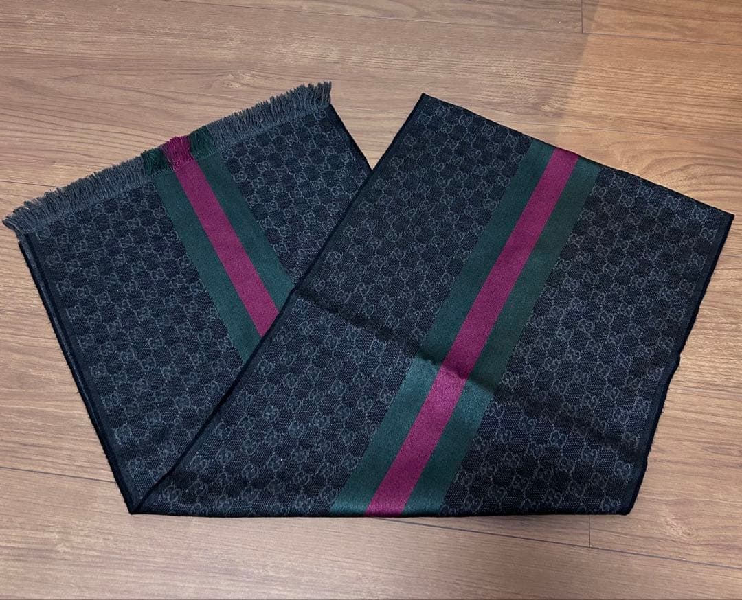 正規店購入　GUCCI GGパターン マフラー ブラック　男女兼用