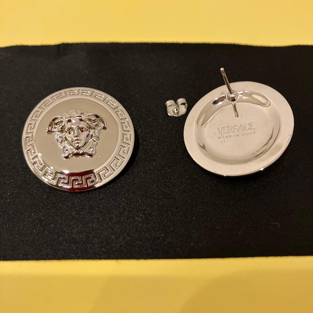 takashi様：新品・未使用 VERSACE トリビュート メドゥーサ ピアス
