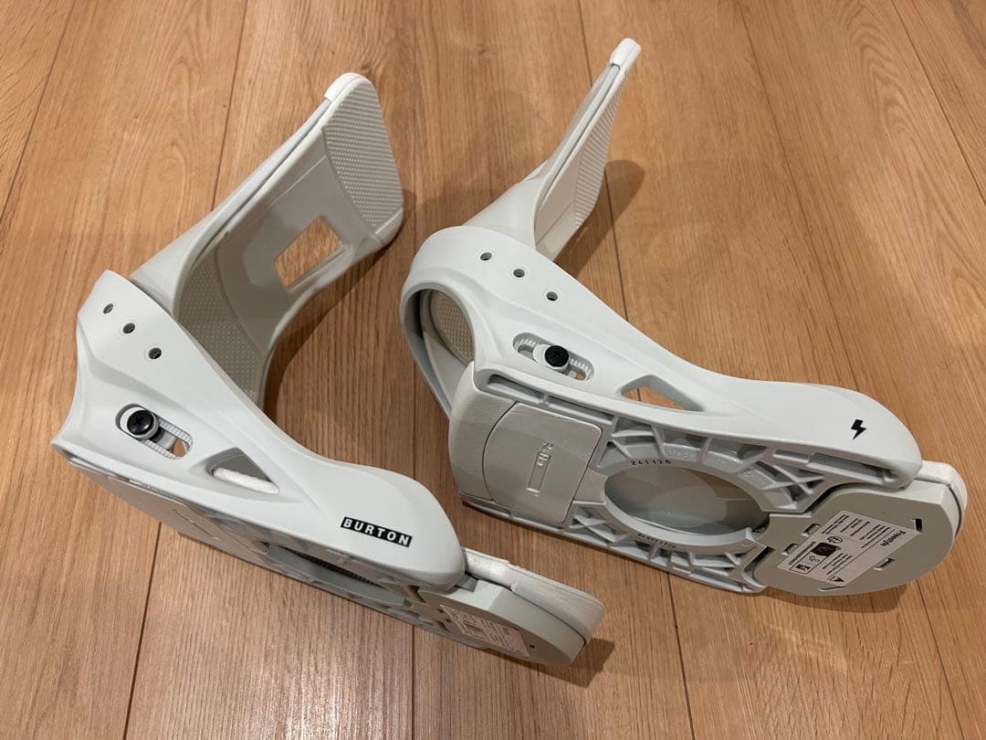 【値下】Burton スノーボードビンディング Gray Cloud