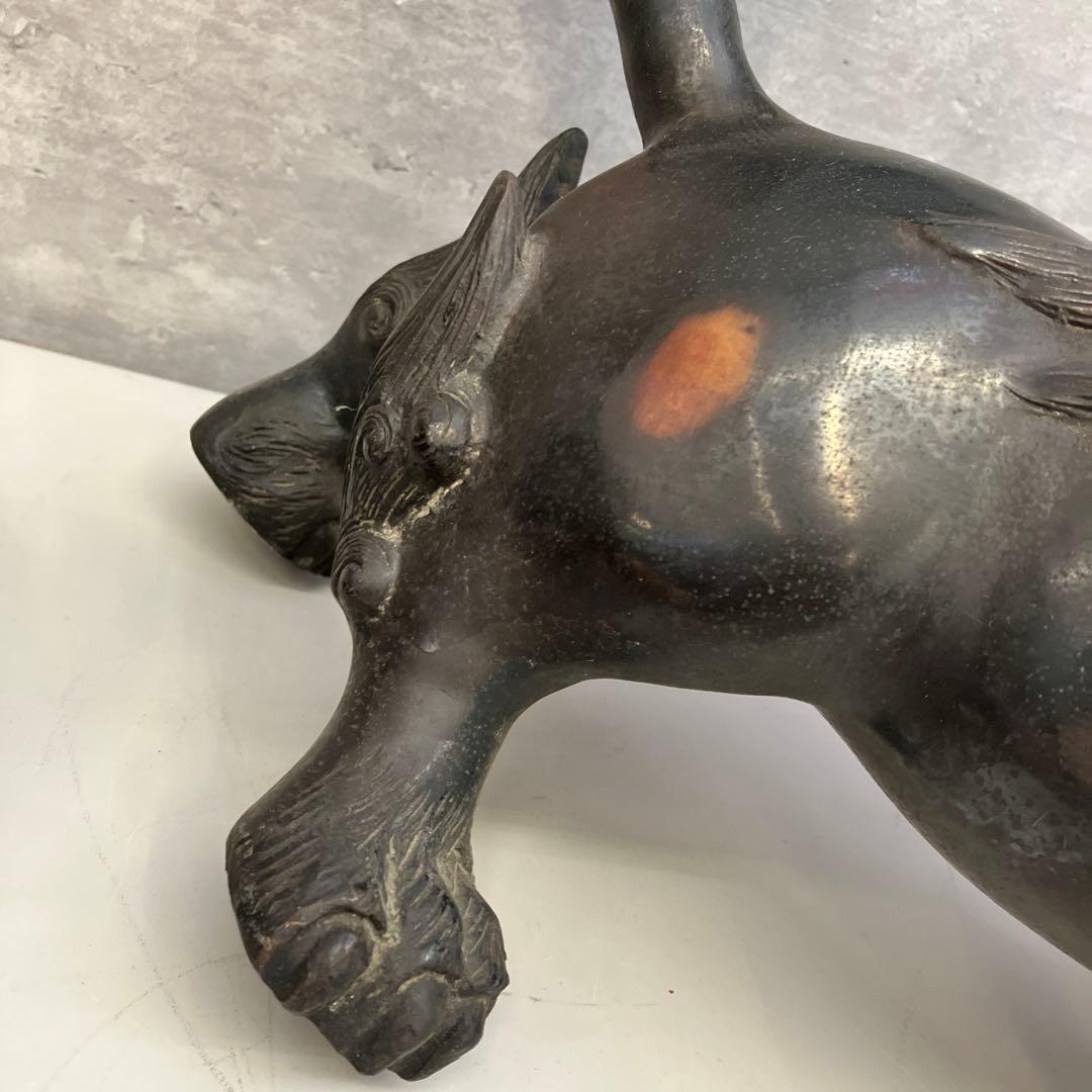 昭和レトロ 金属製 玉乗り獅子 シーサー 縁起物 置物 オブジェ 金属工芸