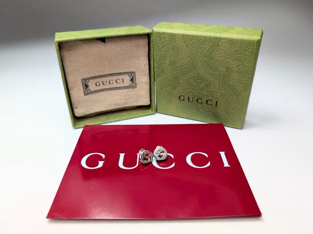 【箱付き】GUCCI グッチ インターロッキング　ピアス　ロゴ　シルバー