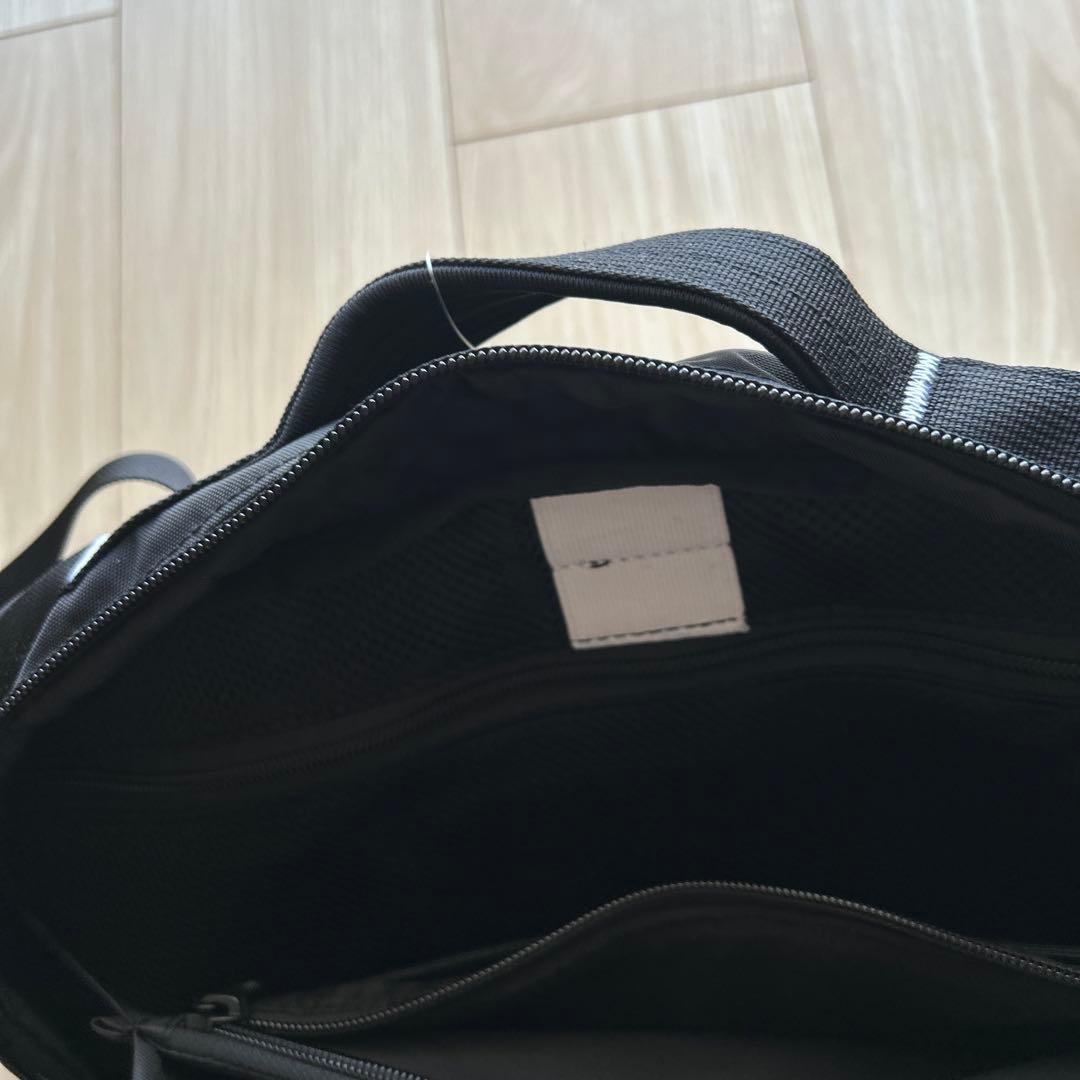 新品 ノースフェイス ボディーバッグ ベースキャンプ 11L タブレットポケット