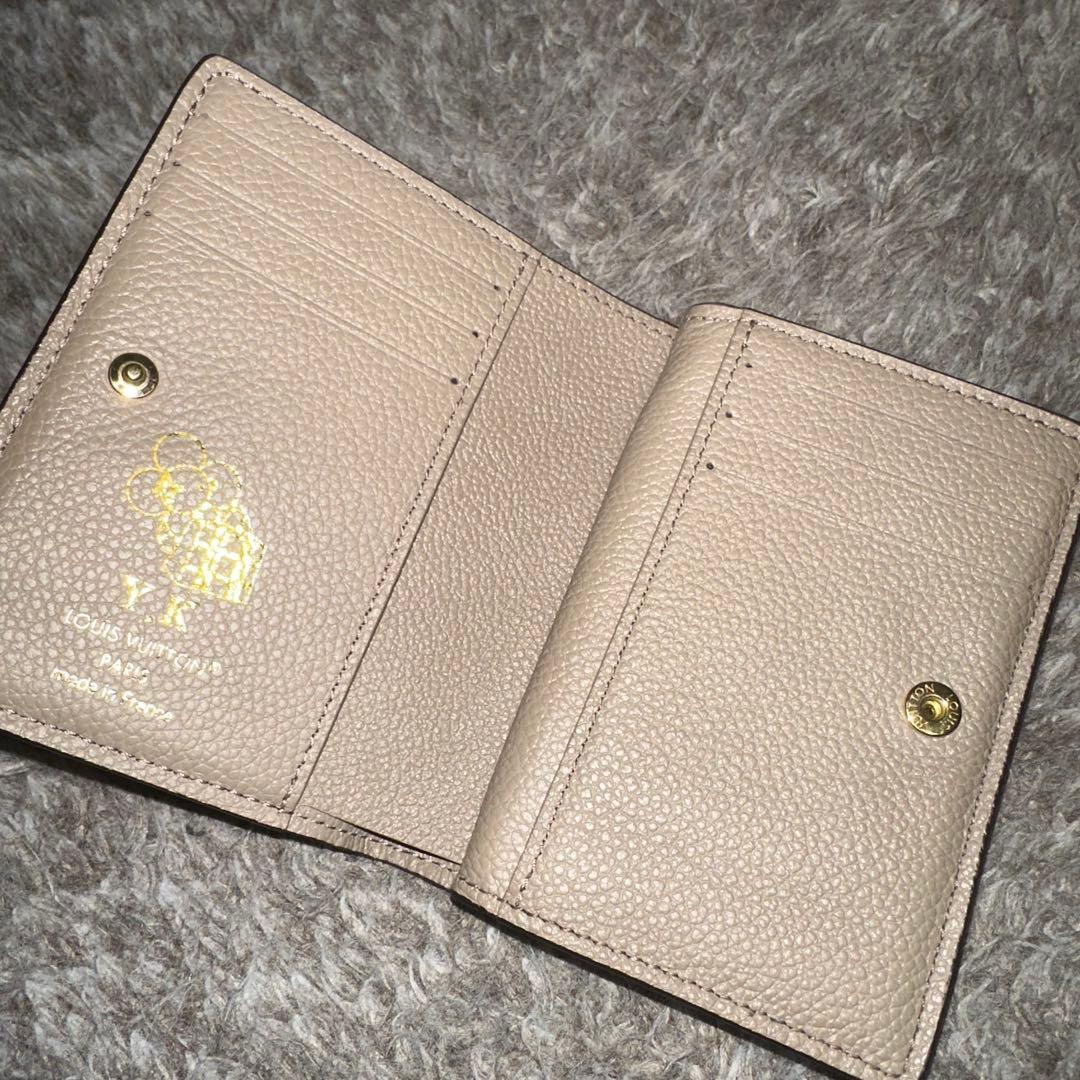 LOUIS VUITTON ポルトフォイユ・クレア　二つ折り財布