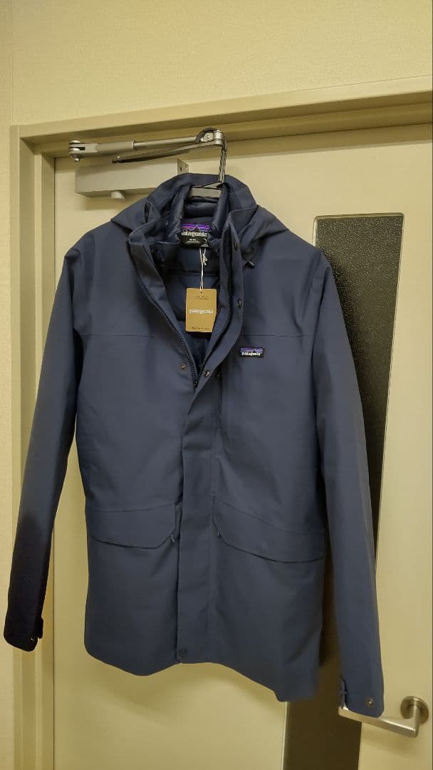 新品　パタゴニア トレススリーインワンパーカー　青　Mサイズ　FA24