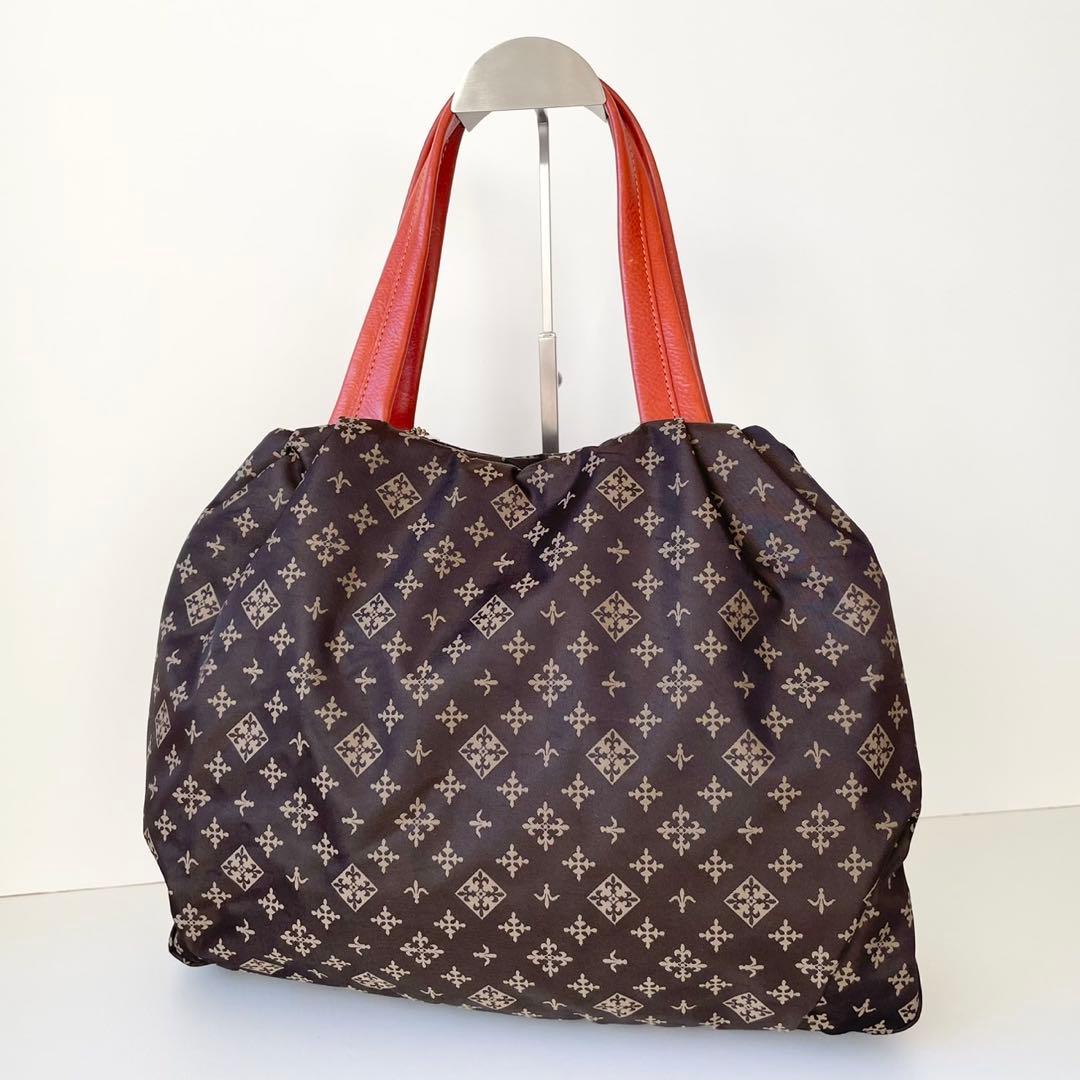 【極美品】russet トートバッグ ナイロン チャーム付き ラシット 軽量