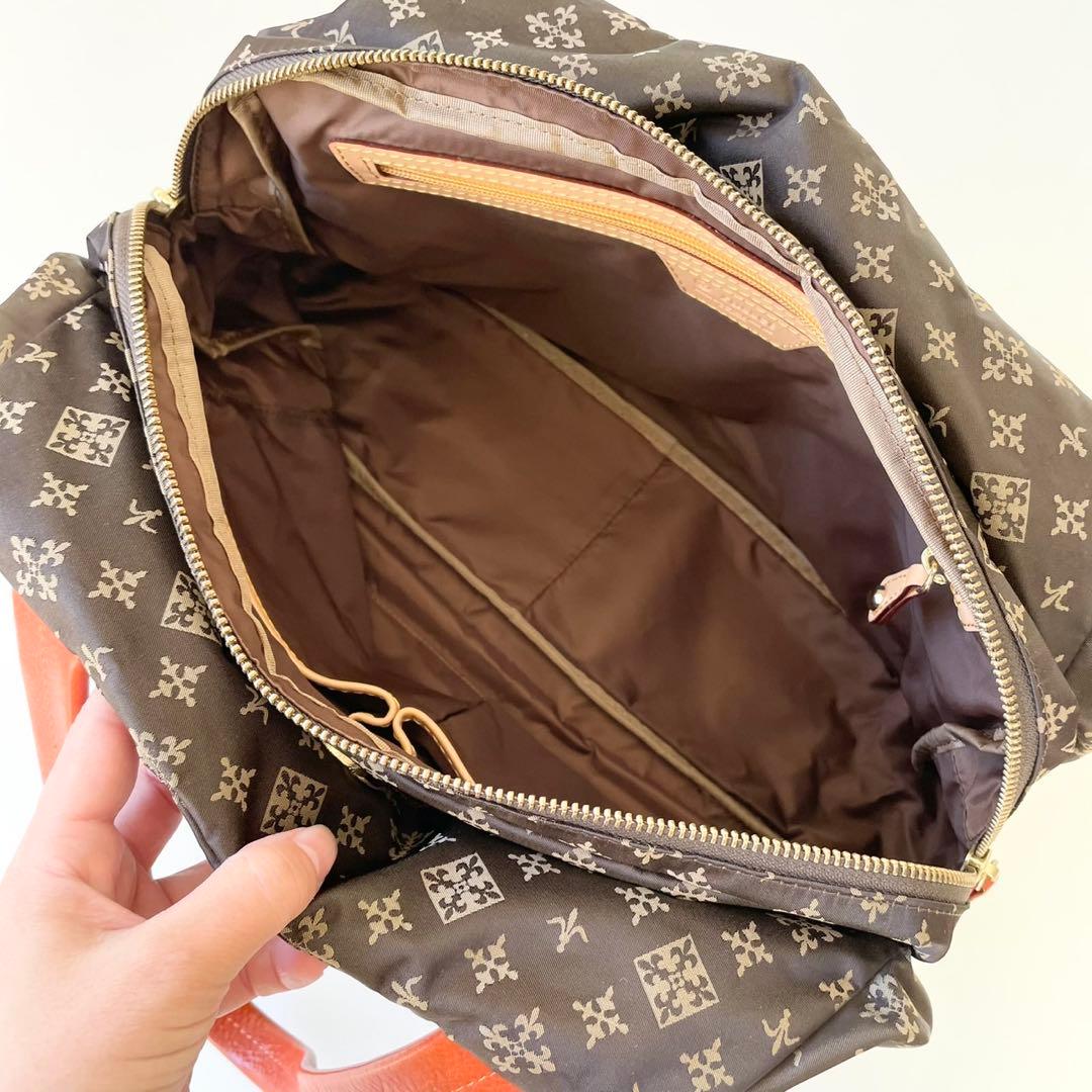 【極美品】russet トートバッグ ナイロン チャーム付き ラシット 軽量