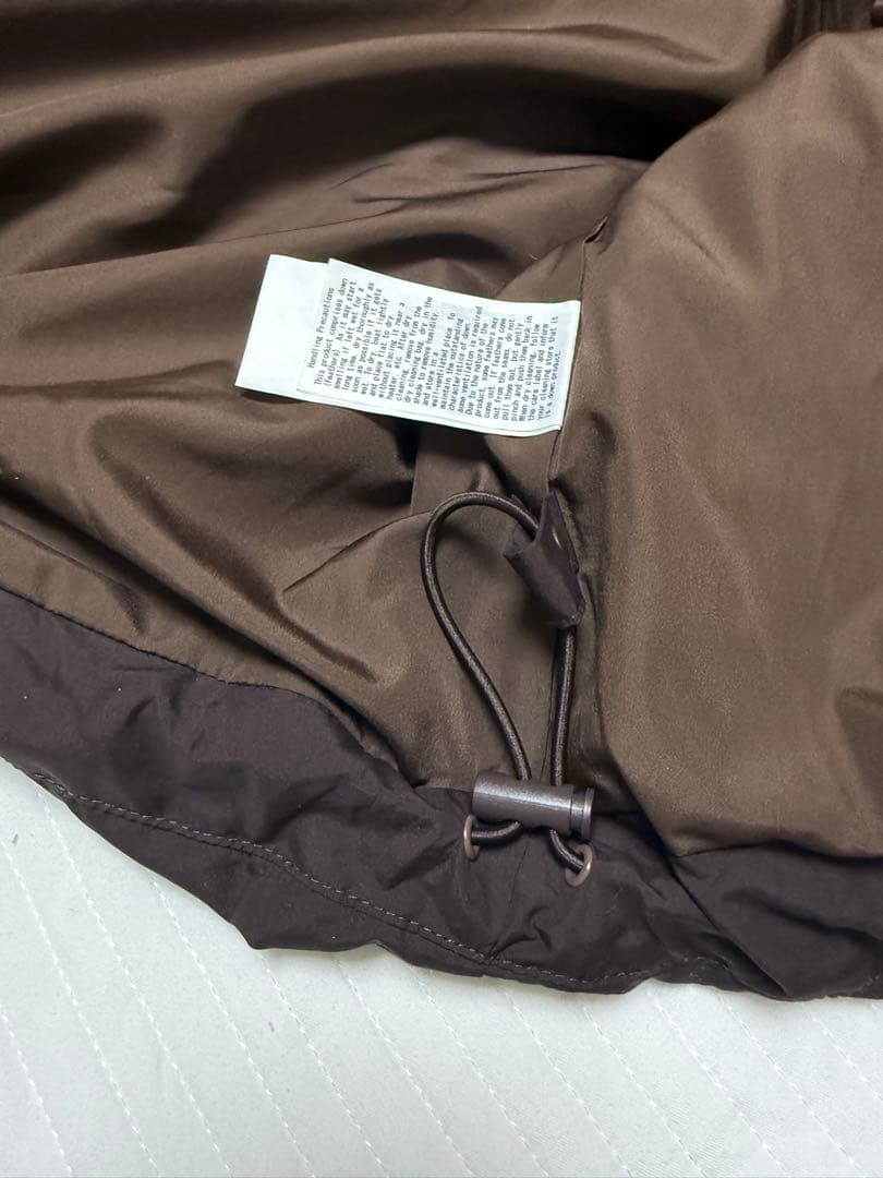 ★超美品★emmi エミ クロップドフォルムダウンコート　ブラウン 完売品