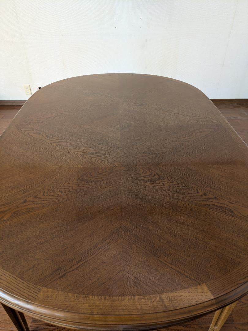 カリモク　ドマーニ　ダイニングテーブル