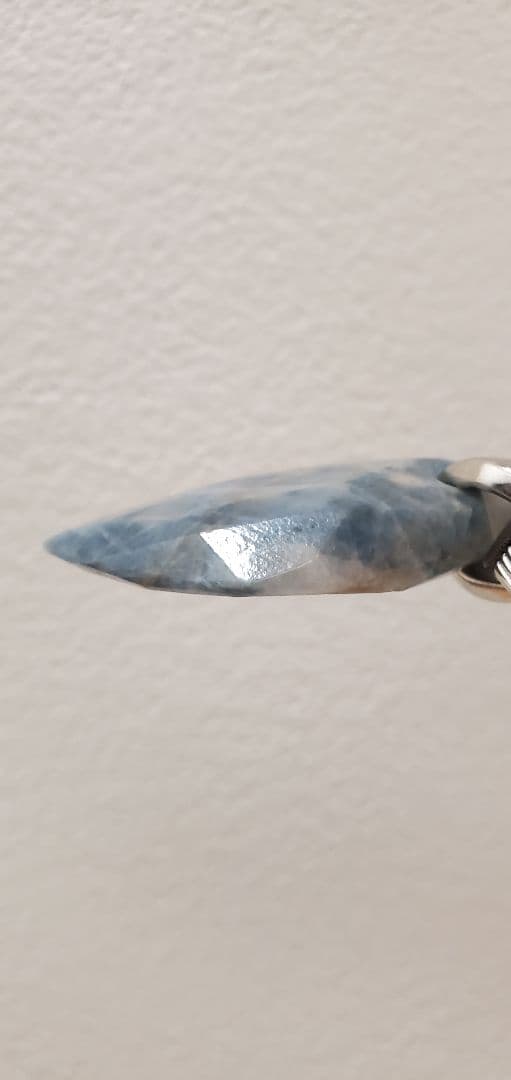 糸魚川 入りコン沢翡翠 ペンダントトップ