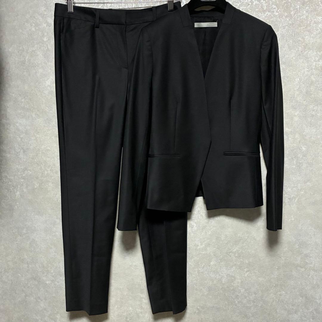 【極美品】22年　セオリーリュクスExecutive セットアップ　スーツ　黒